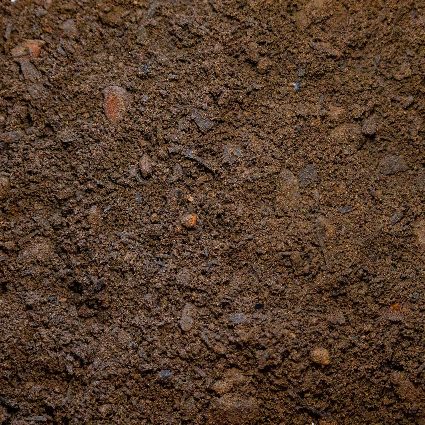 Blended Premium Topsoil 5mm (TS6 5mm) - Gardenscapedirect