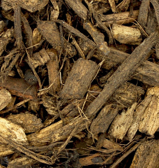 Medium grade garden bark for mulching